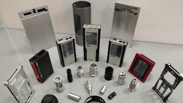 长鸿精密CNC加工厂家五金定制加工-铝件加工铝壳定制
